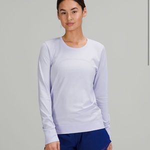 Lululemon relaxed long sleeve light blue size 8